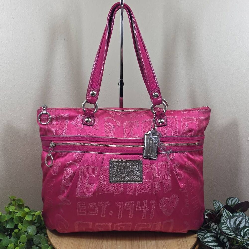 Coach Poppy Story Patch Tote Hot Pink Patent Trim Shoulder Bag C1069-15301
